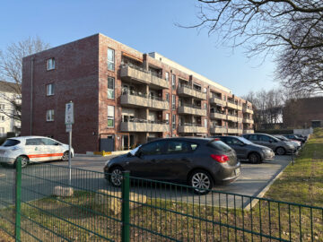 2 Zimmerwohnung in Reinbek, Berliner Straße 4, 21465 Reinbek